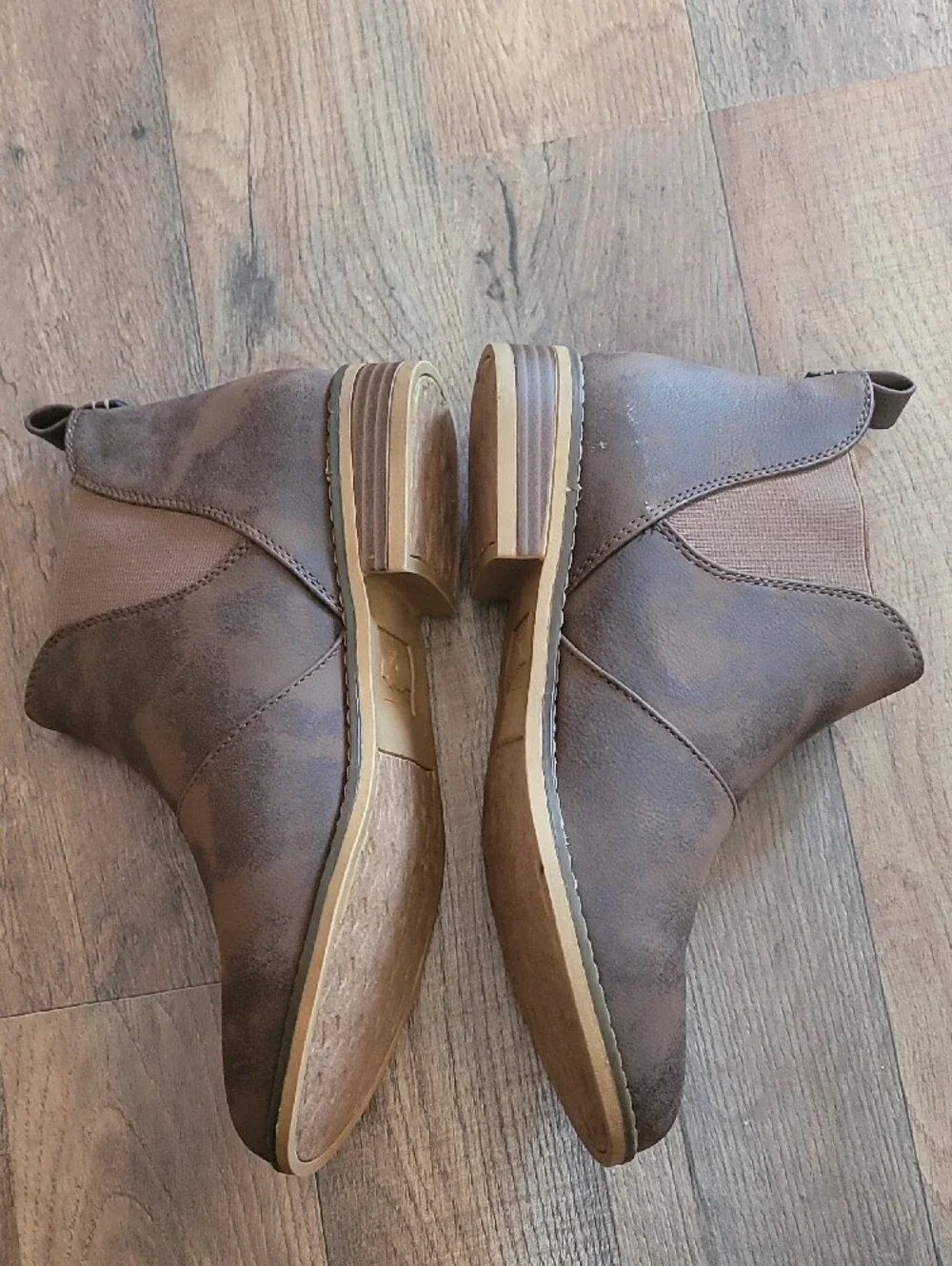 Rocket Dog Brown Men’s Chukka Boots